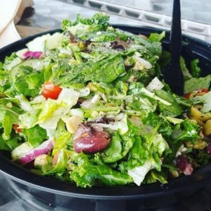 Read more about the article Healthy Reasons To Eat A Salad Today